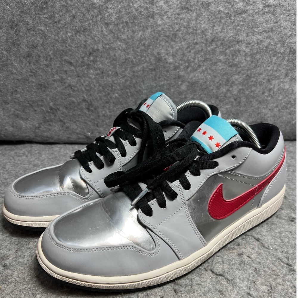Air Jordan 1 Low Chicago City of Flight Metallic Silver Gray  553558-005 SZ 10.5